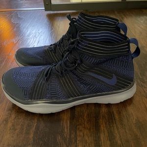 Nike Free Train Virtue sz 11